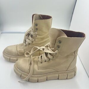 Rita Row Cream Lace-Up Boots 40